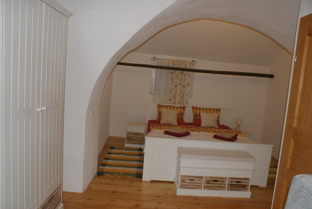 Familie Lampersberger Hotel Sachsenburg Eksteriør billede